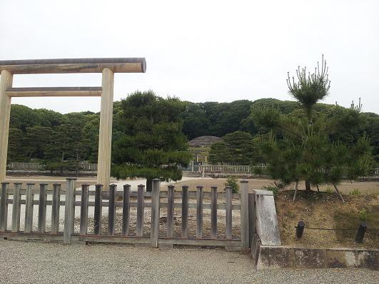御陵3.jpg